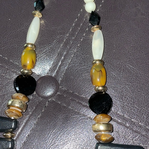 Tribal Beaded Necklace - Picture 6 of 10